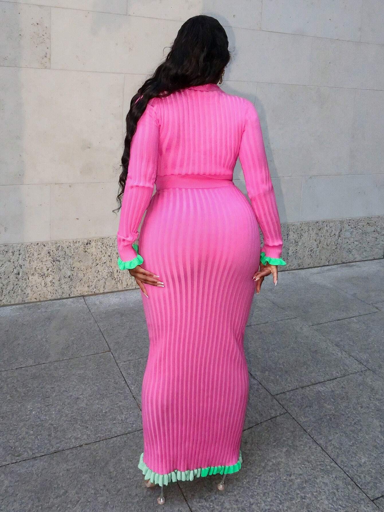 V-neck long-sleeved sweater skirt set