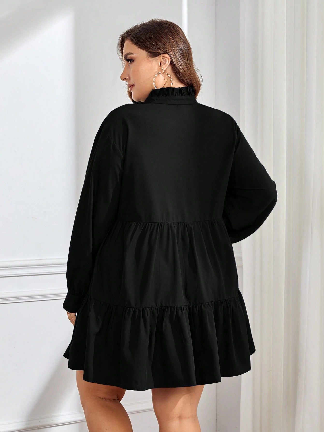 Plus-size Ruffle hem smock dress