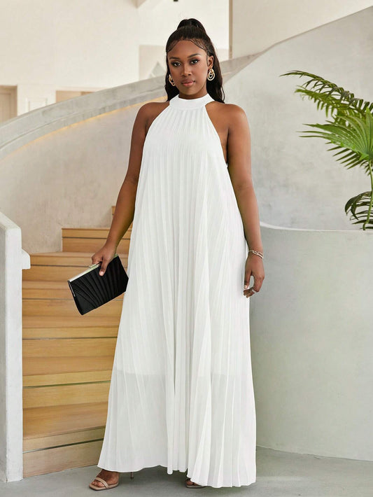 Plus size halter pleated maxi dress