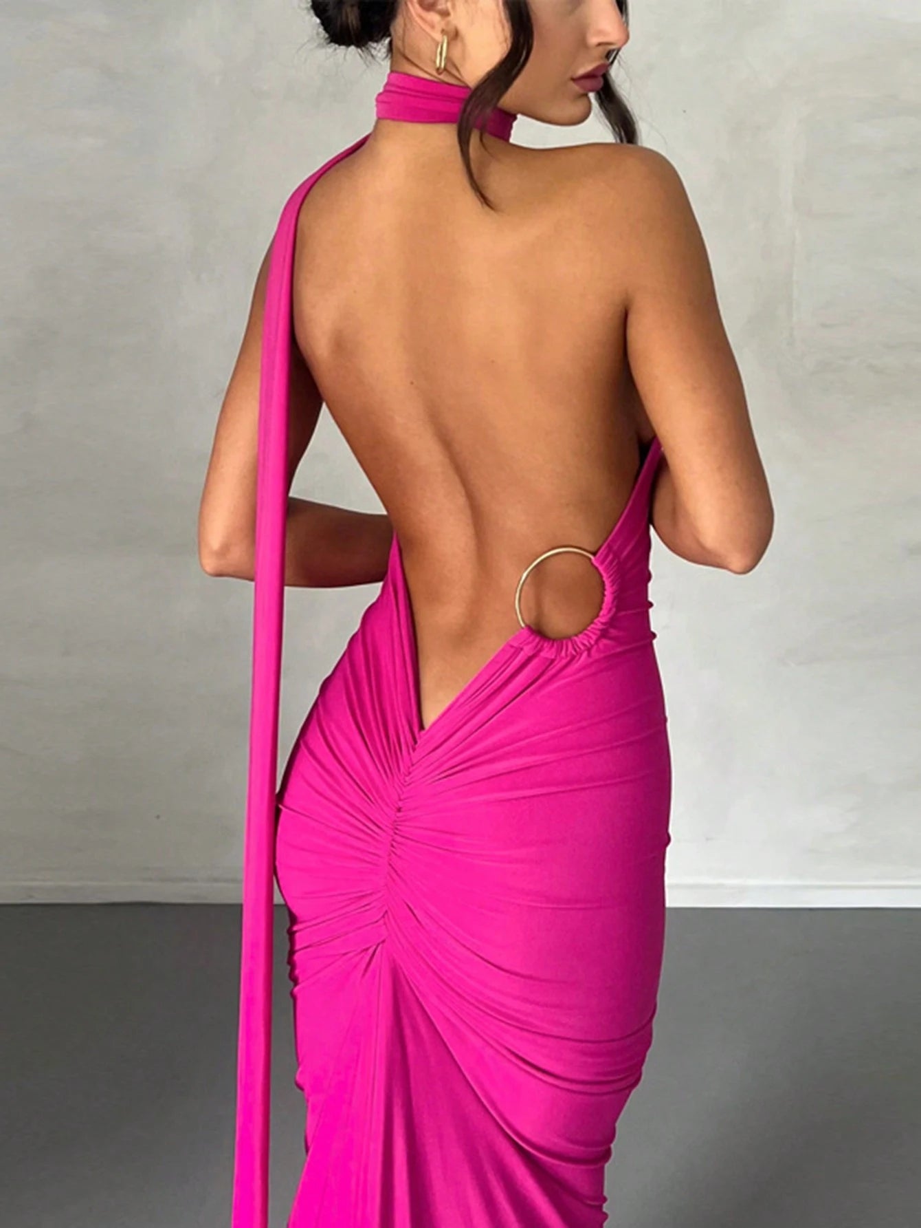 Backless fishtail dress