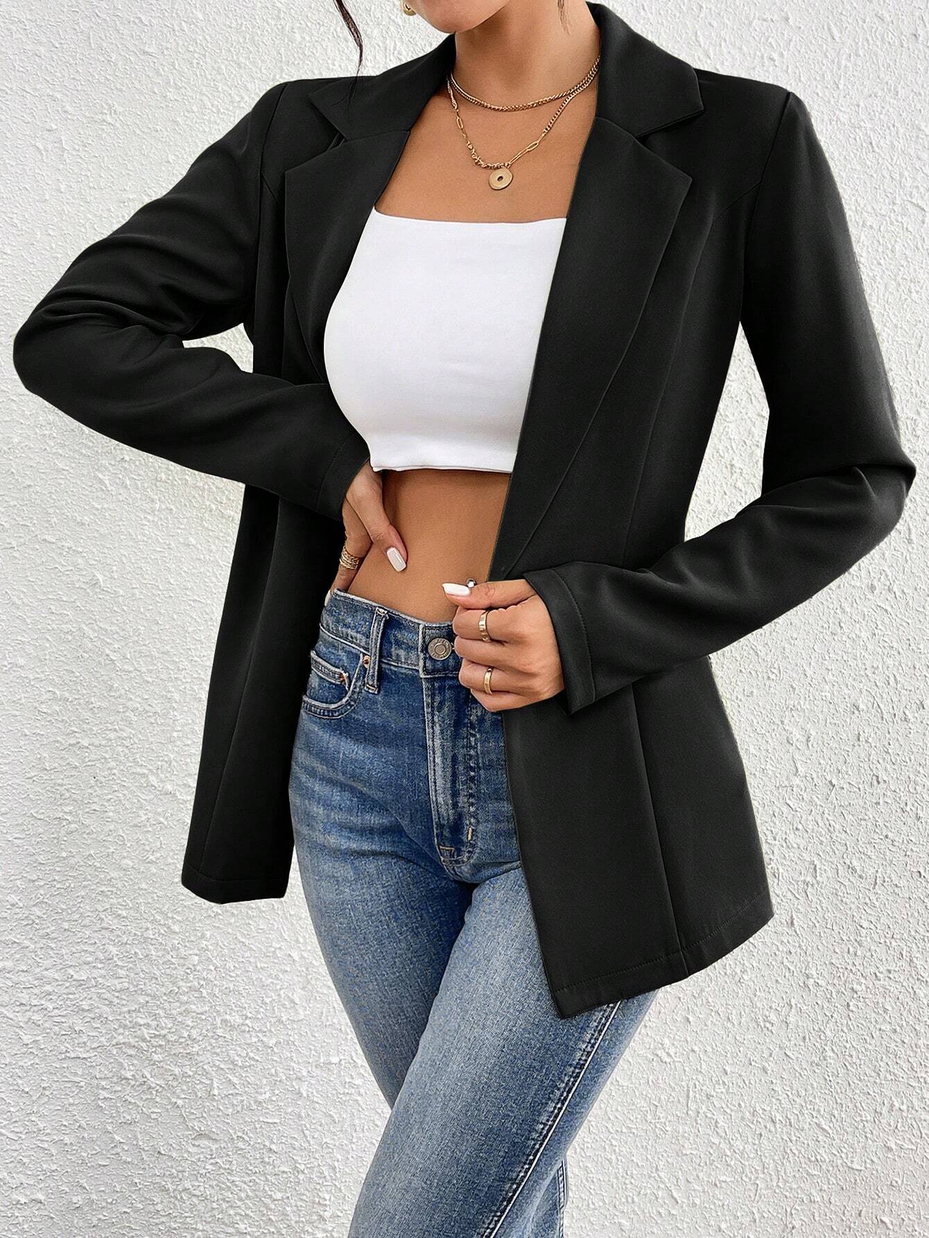 Single breasted waist cinching blazer