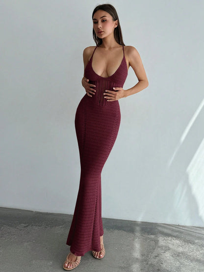 Backless maxi crotchet dress