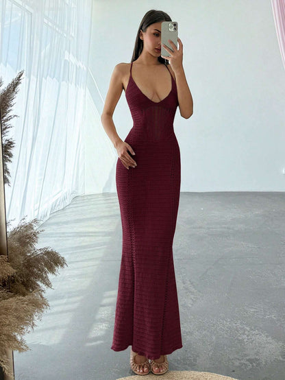 Backless maxi crotchet dress