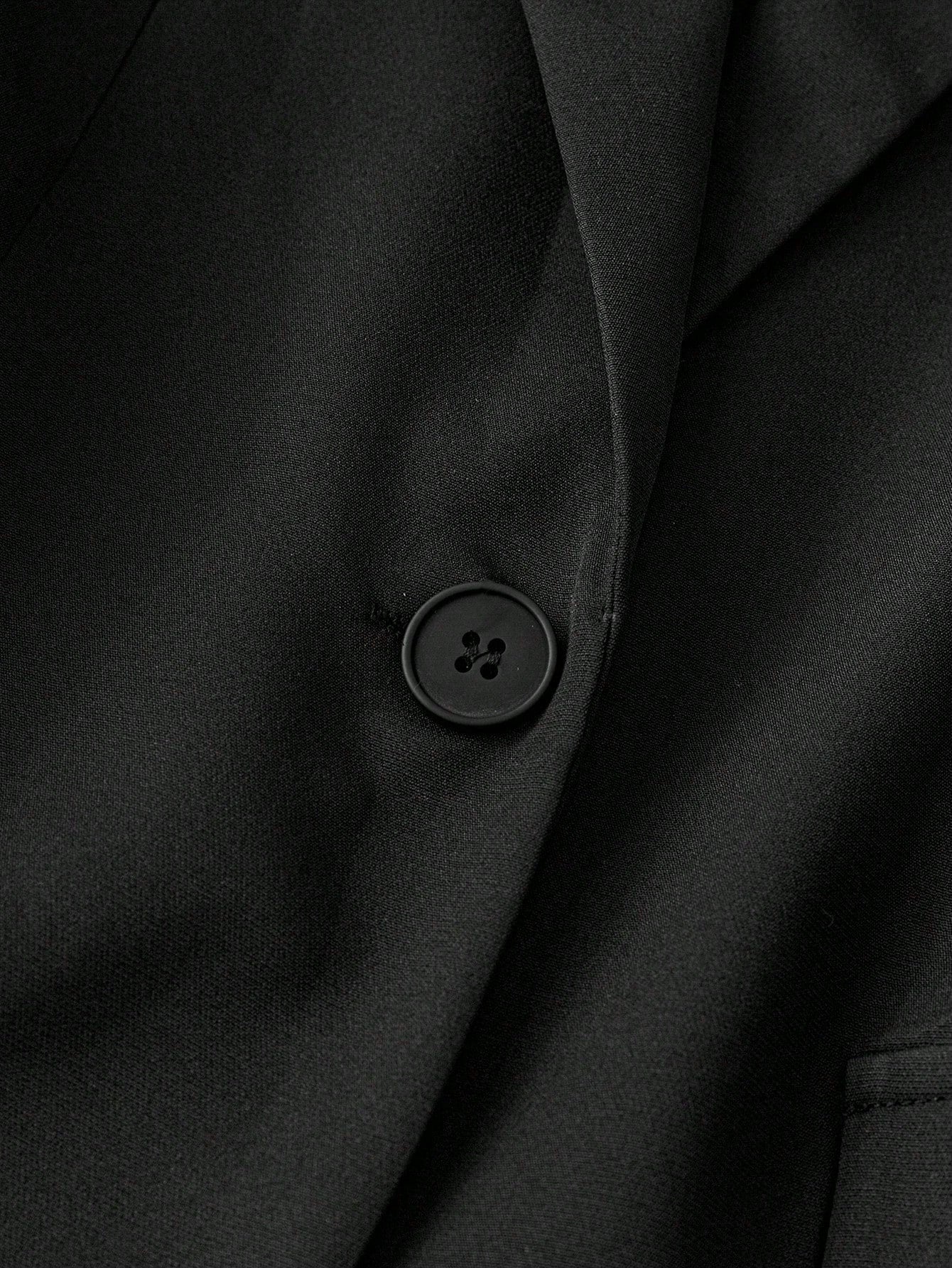 Fitted solid colour jacket