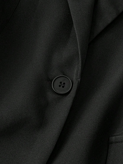 Fitted solid colour jacket