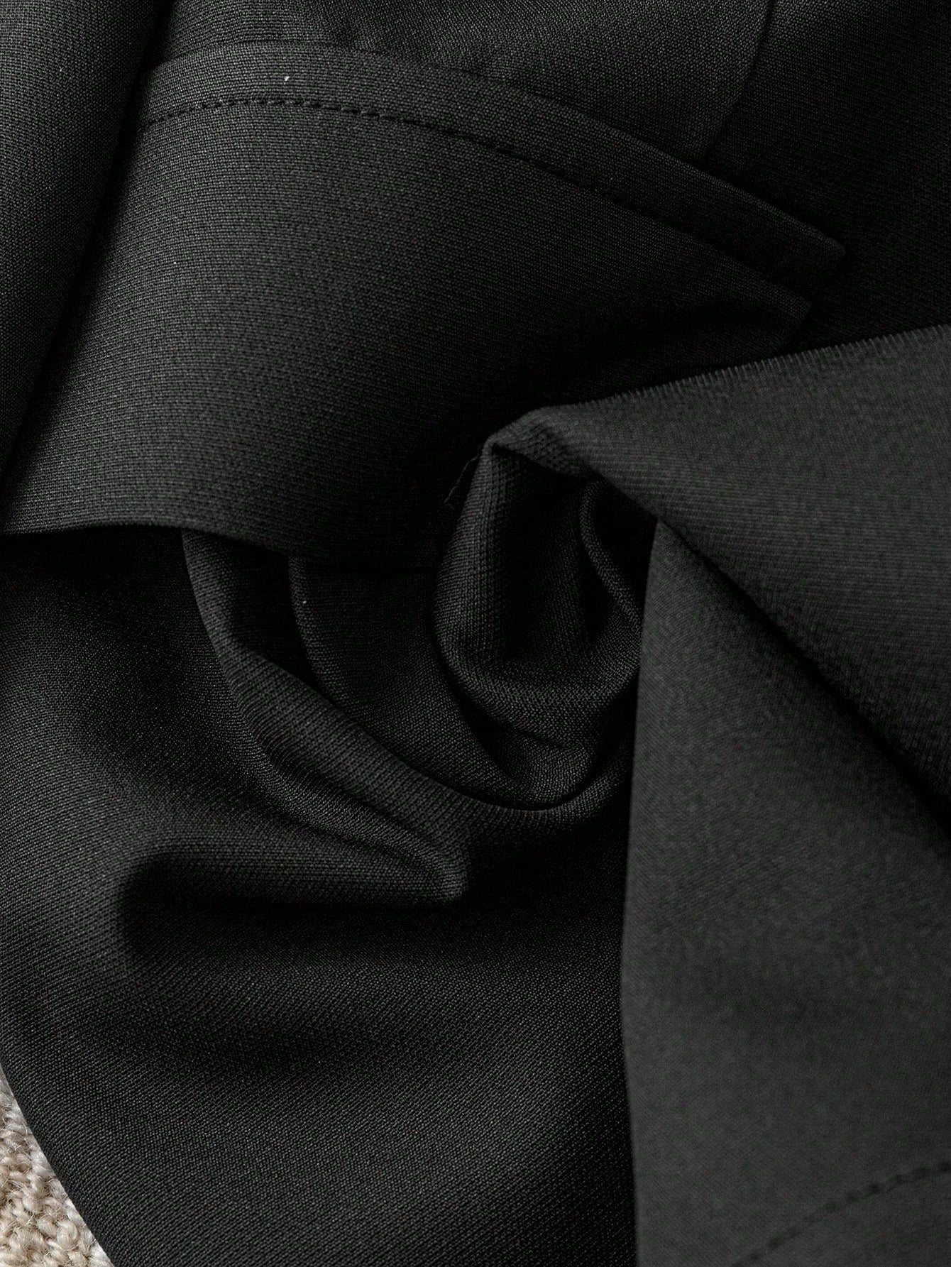 Fitted solid colour jacket