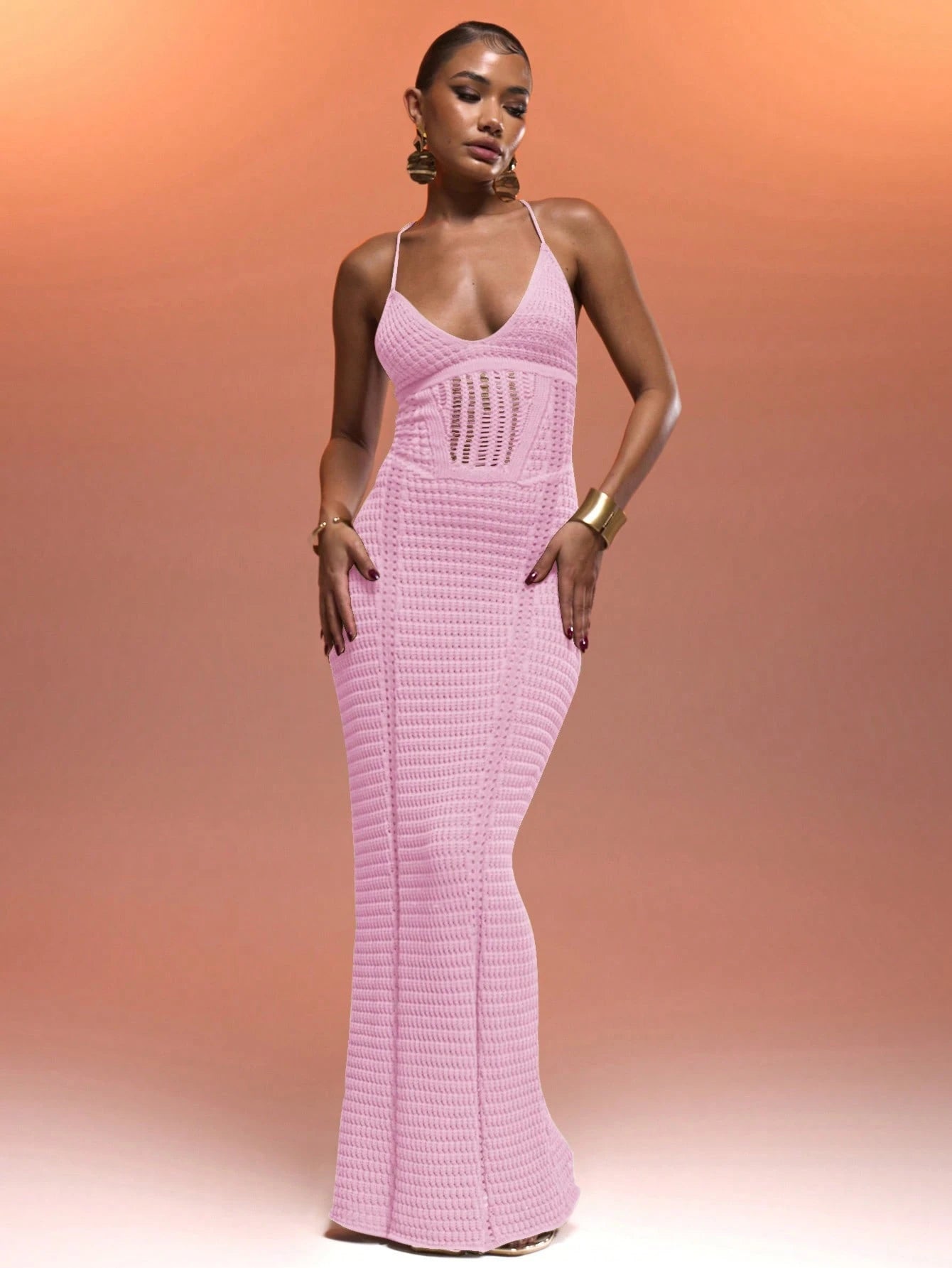 Backless maxi crotchet dress