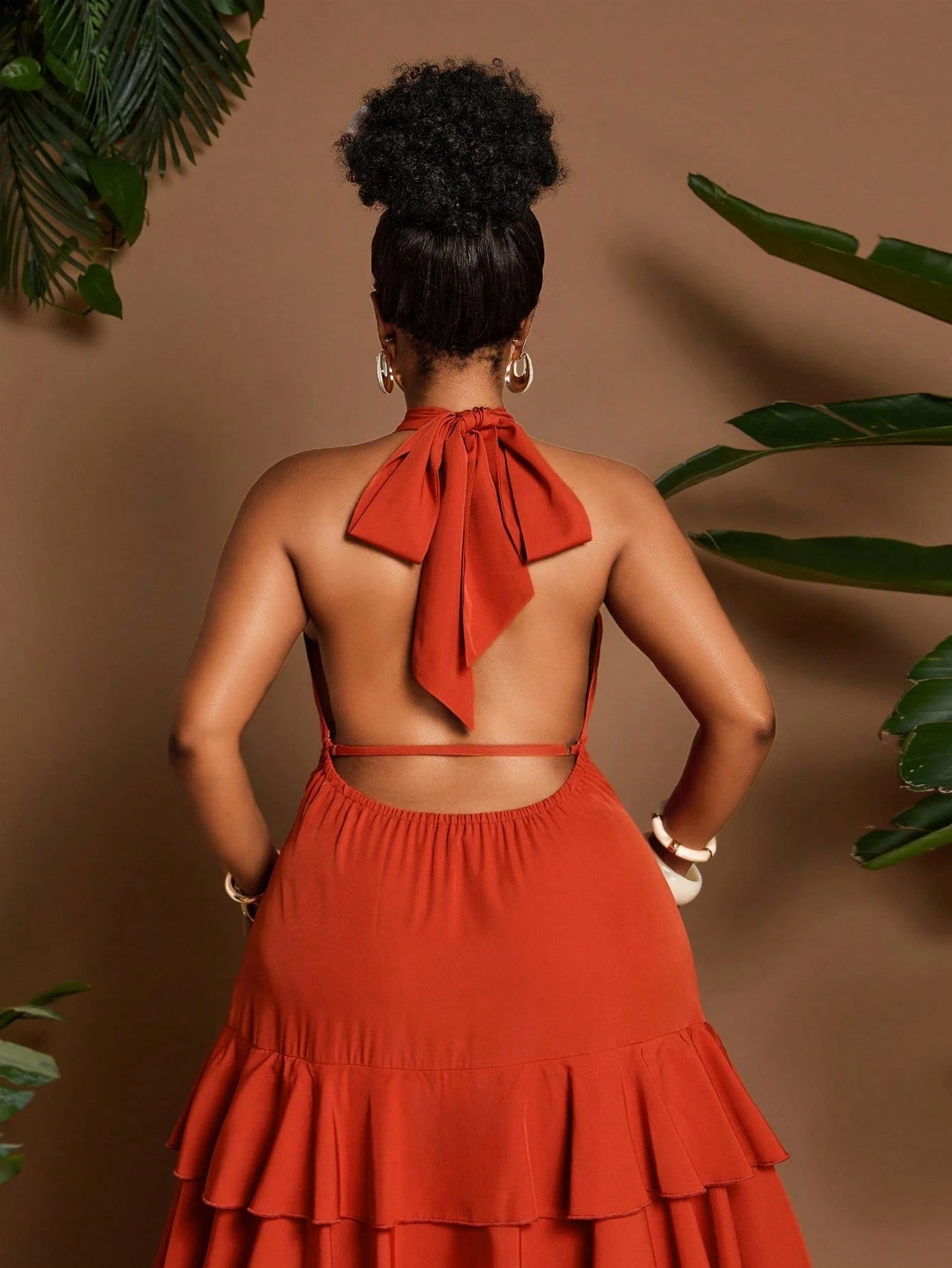 Plus-size multi-layered ruffle halter neck dress