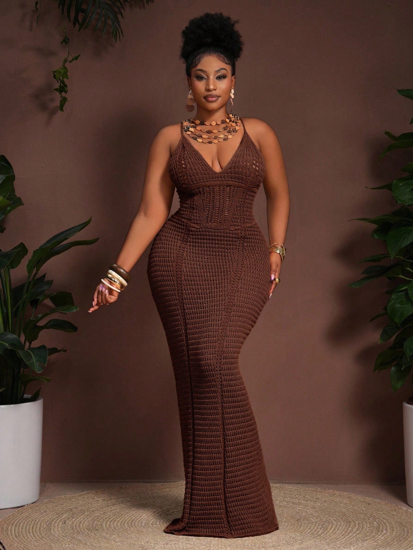 Plus-size backless maxi crochet dress