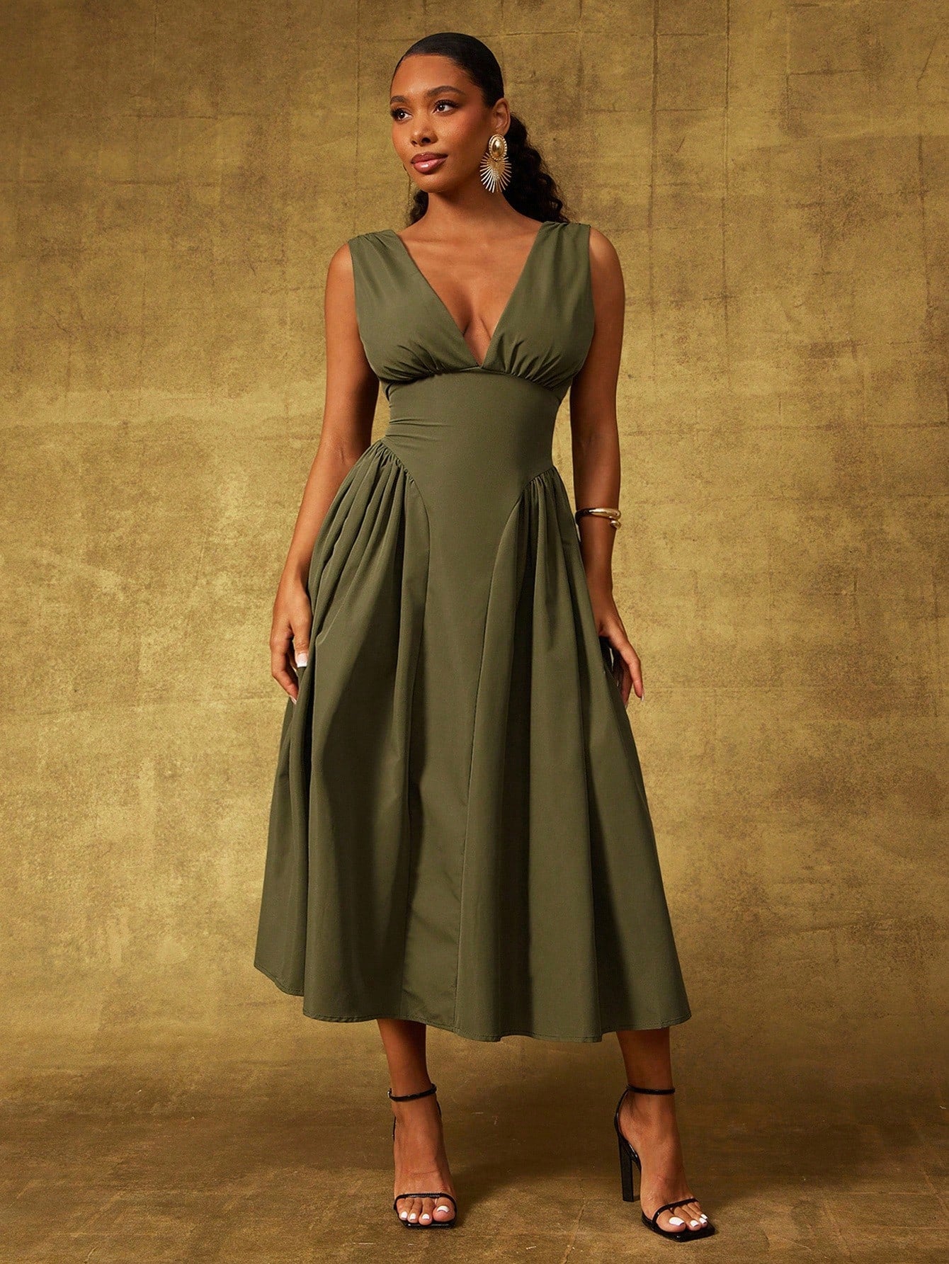 Plunge neck pleated midi dress