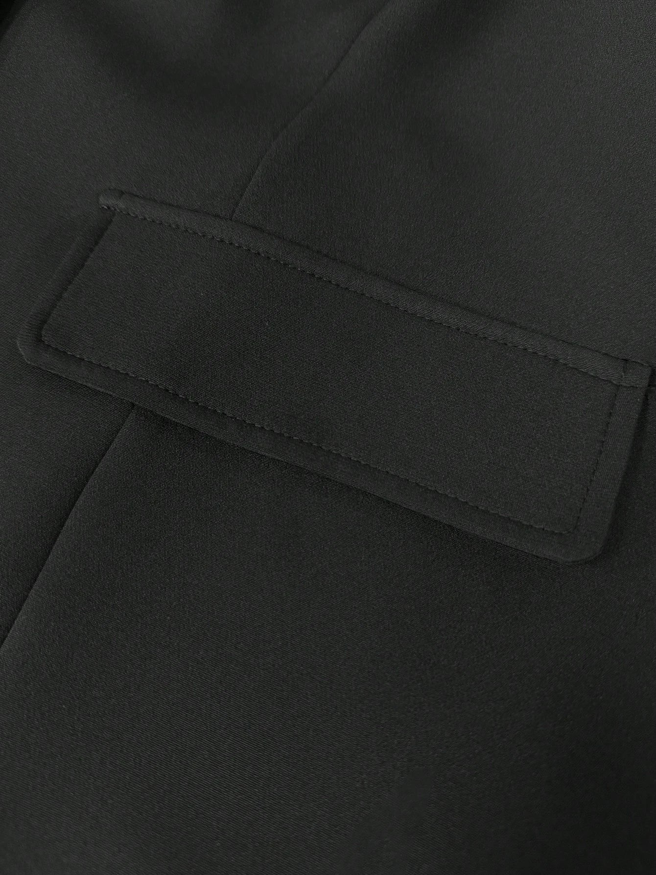 Plus-size loose long sleeve jacket