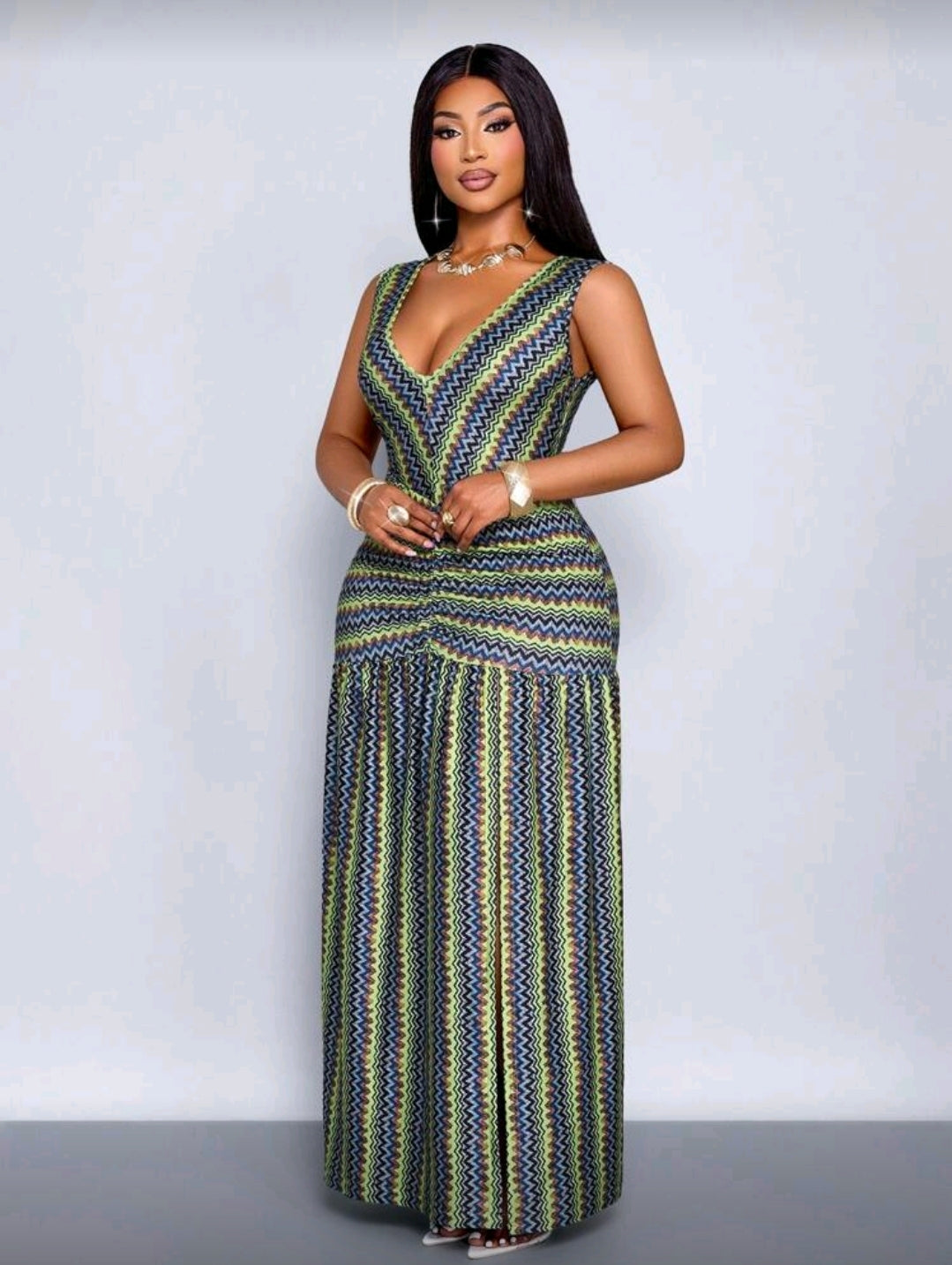 Plus-size patterned high slit maxi dress