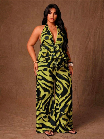 Plus size geometric halter pants set