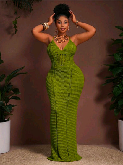Plus-size backless maxi crochet dress