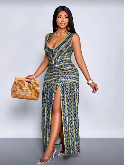 Plus-size patterned high slit maxi dress