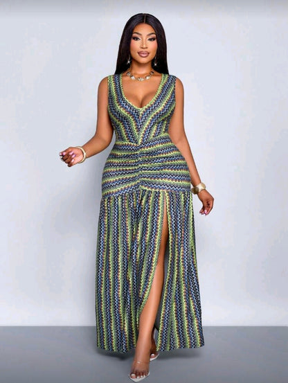 Plus-size patterned high slit maxi dress