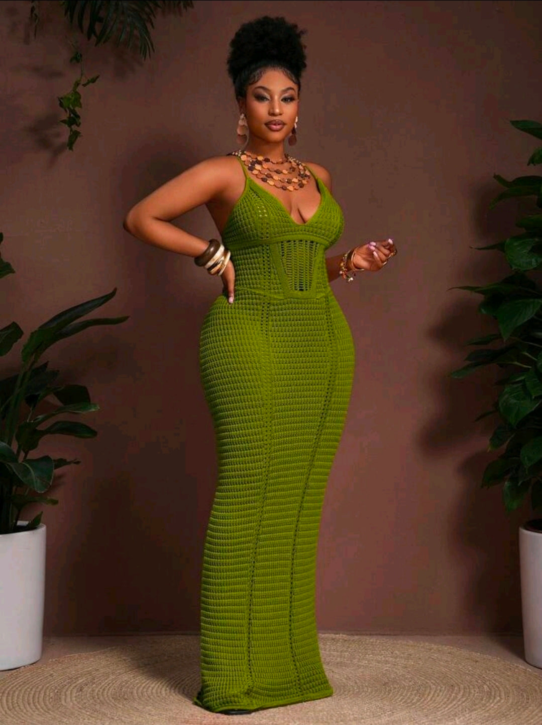 Plus-size backless maxi crochet dress