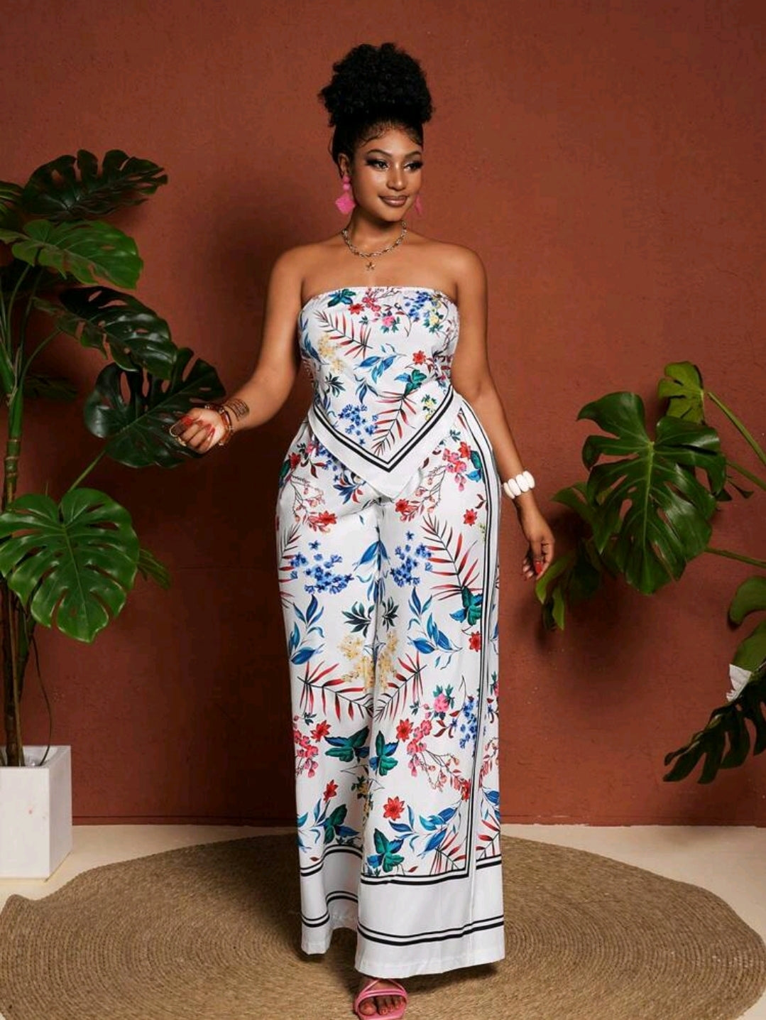 Plus-size floral print bandeau top and wide leg pants