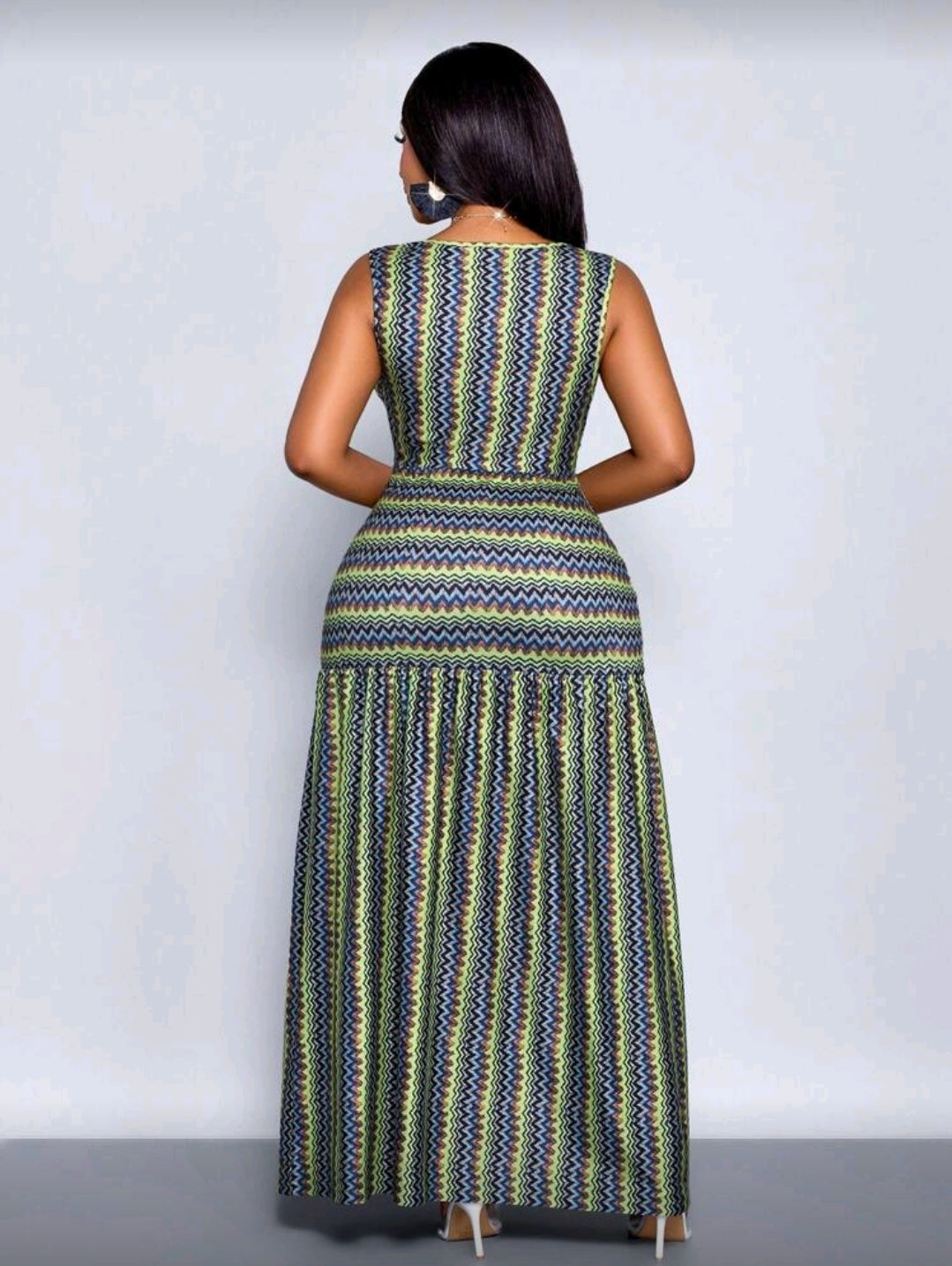 Plus-size patterned high slit maxi dress