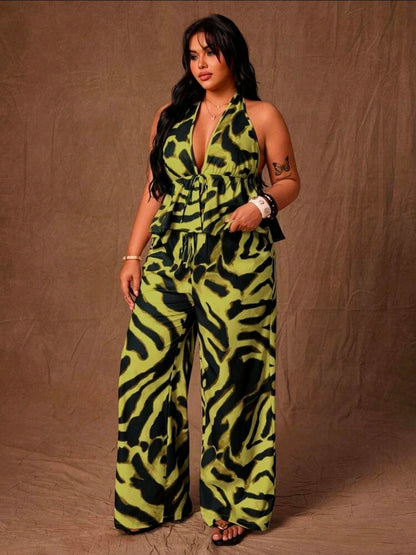 Plus size geometric halter pants set