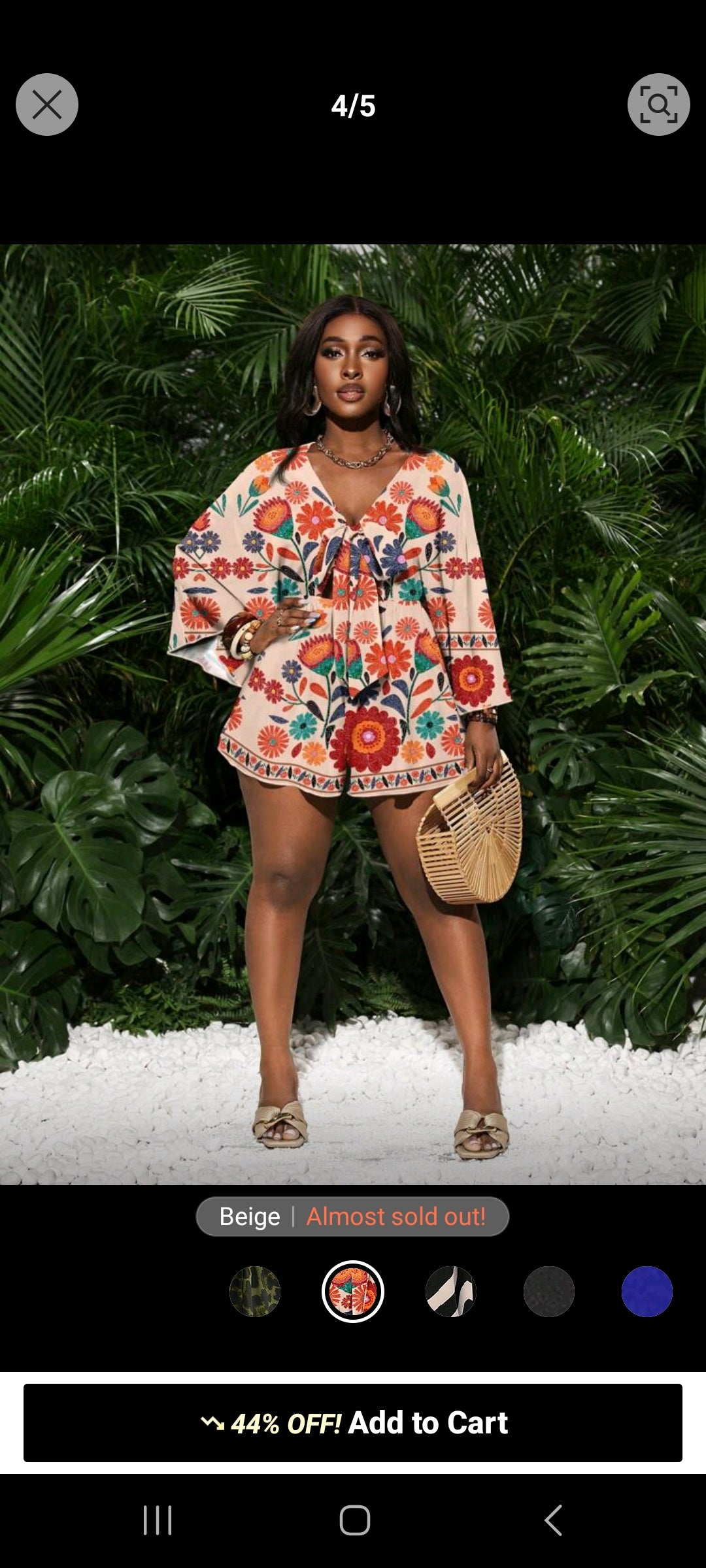 Plus- size v-neck loose romper