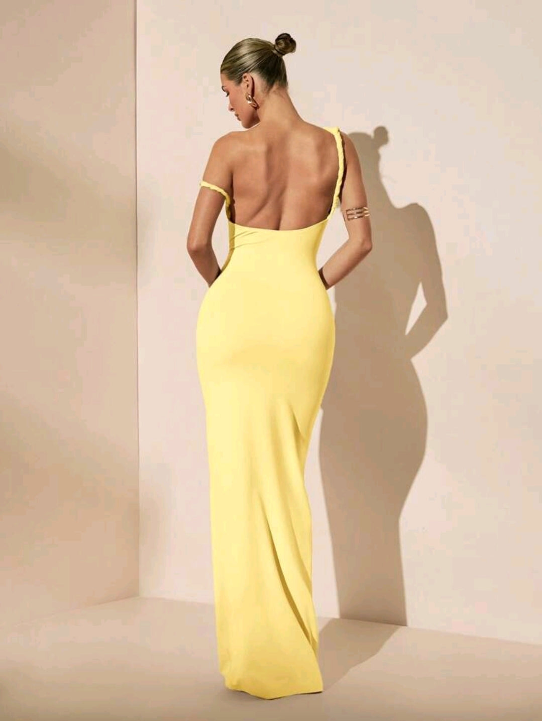 Off shoulder fitted maxi dress