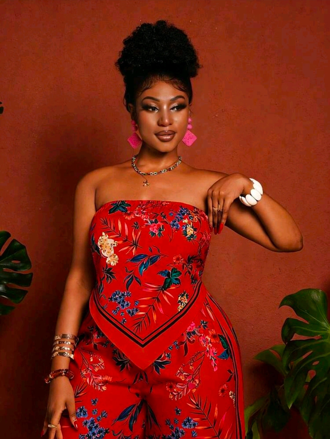 Plus-size floral print bandeau top and wide leg pants